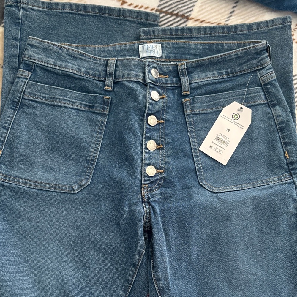 Time and Tru Medium Blue High-Rise Button-Fly Women’s Jeans
